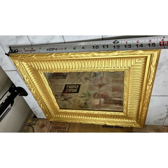 VTG Ornate Gold Tone Gallery Wall Mirror Hollywood Regency Wood 16x13.75in - Picture 6 of 9